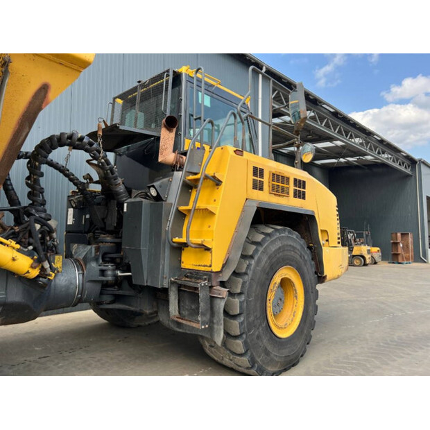 2012 Komatsu HM400-3-42172720
