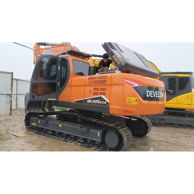 2024 ديفيلون DX225-42173822