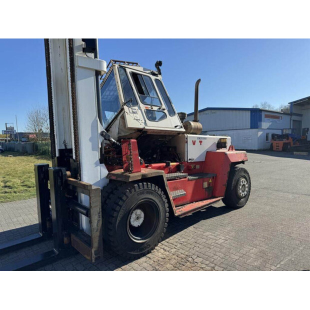2016 Svetruck 13.6-120-32-42174031