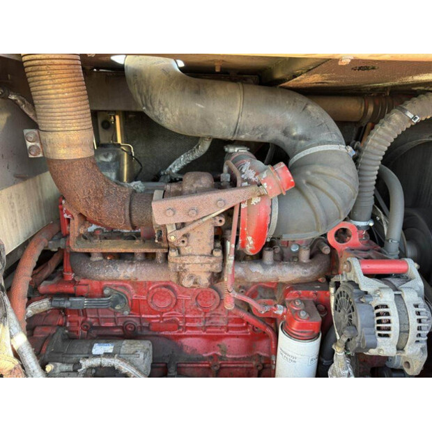 2016 Svetruck 13.6-120-32-42174035