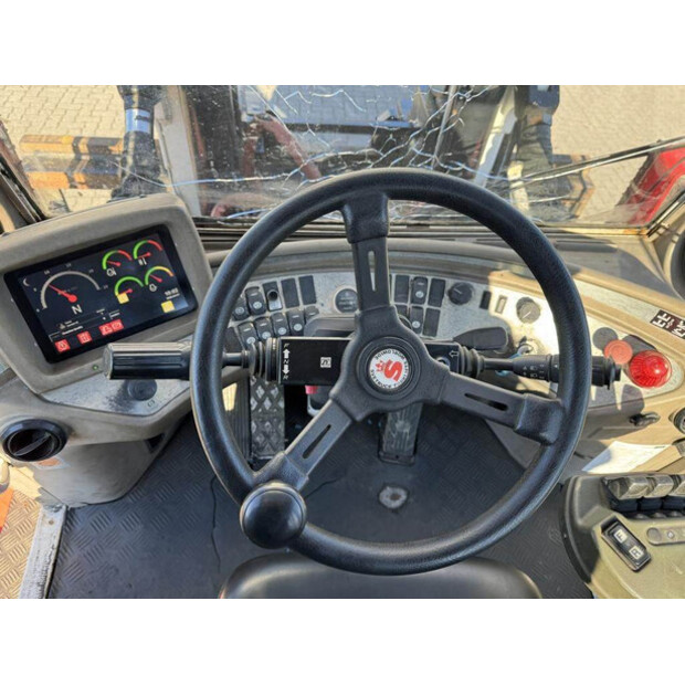 2016 Svetruck 13.6-120-32-42174037