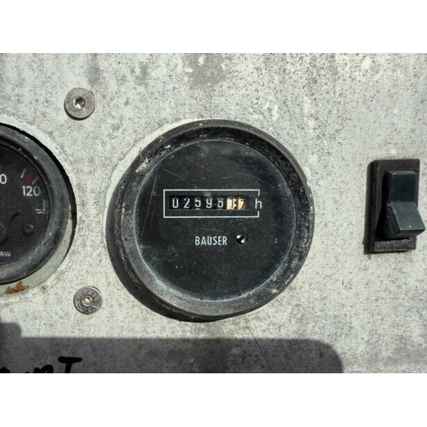 2000 Wirtgen WM400-42174545