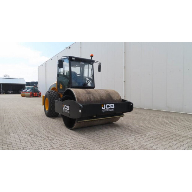 2024 JCB VM166D-42175615