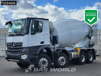 Image for 2023 Mercedes-Benz Arocs 3743