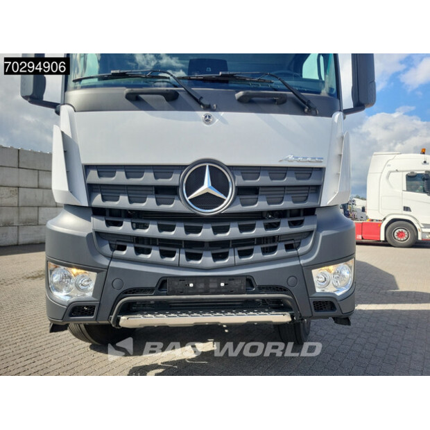 2023 Mercedes-Benz Arocs 3743-42176476