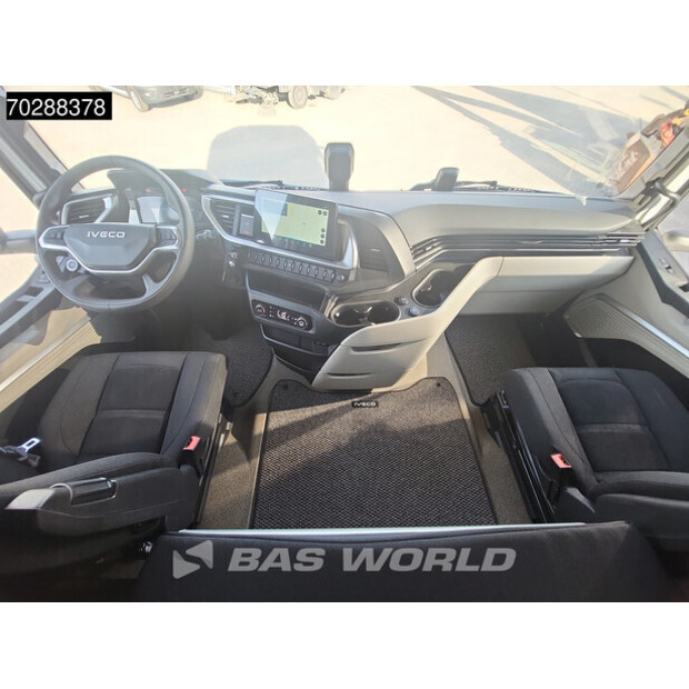 2025 Iveco S-Way 580-42176539