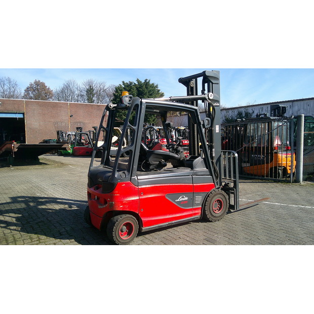 2019 Linde E25L-01-42176868