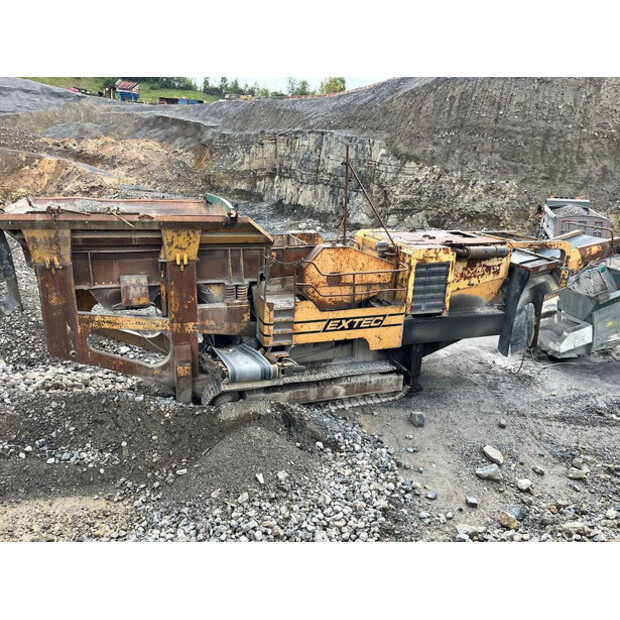 2001 EXTEC C12-42177270