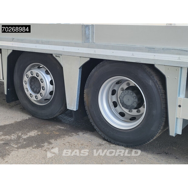 2023 Mercedes-Benz Actros 2532-42178357