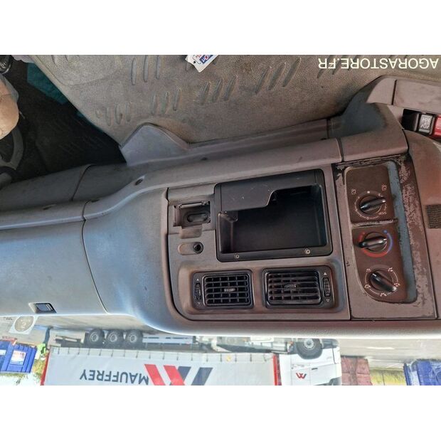 2005 رينو PREMIUM-42191972