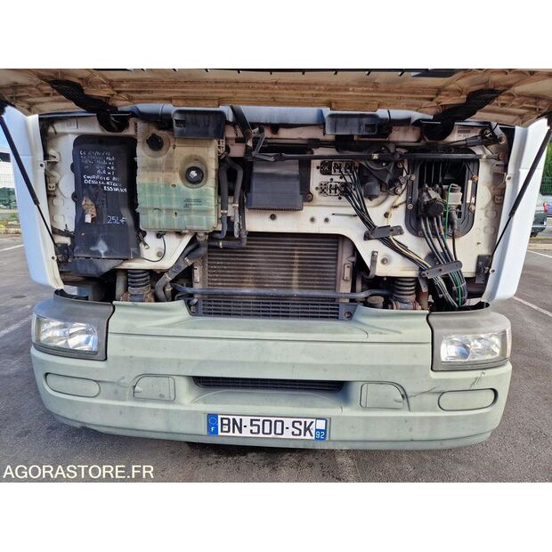 2005 رينو PREMIUM-42191984