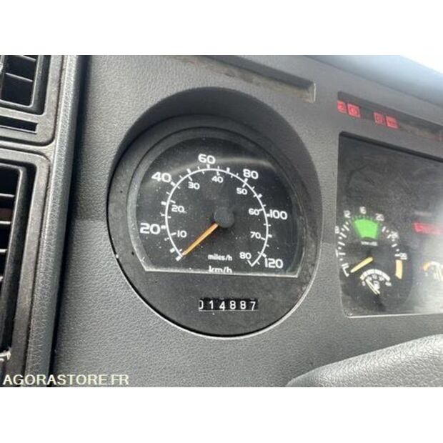 1995 Renault S150-42192300