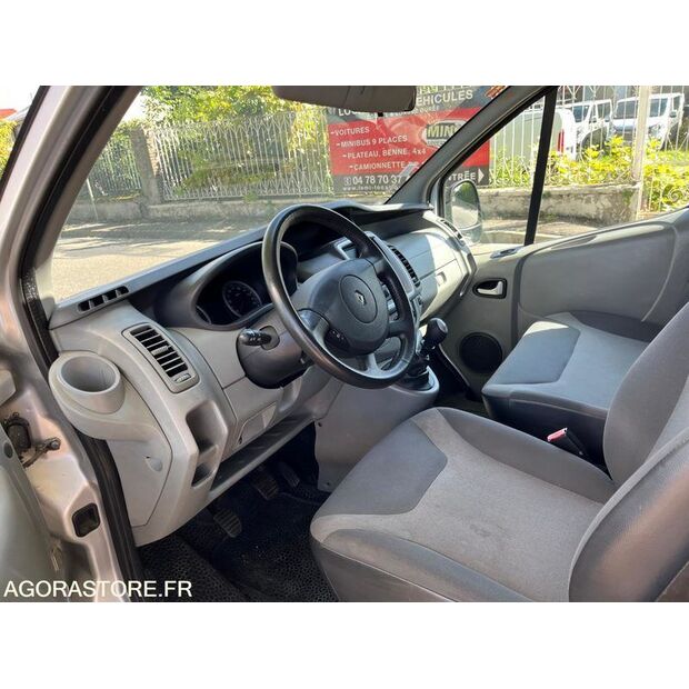 2013 رينو Trafic-42192825
