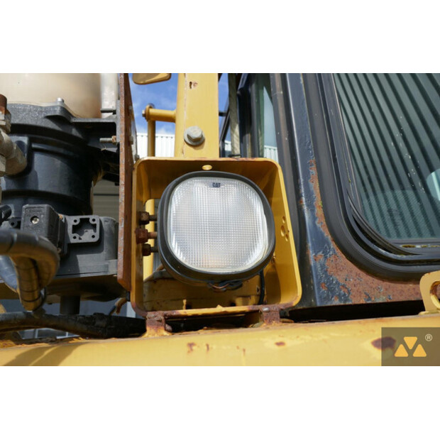 2010 Caterpillar D6T LGP-42193149