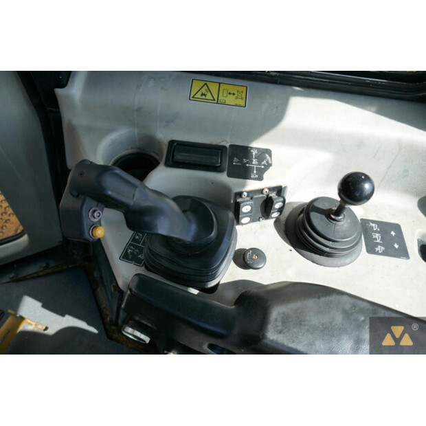 2010 Caterpillar D6T LGP-42193153