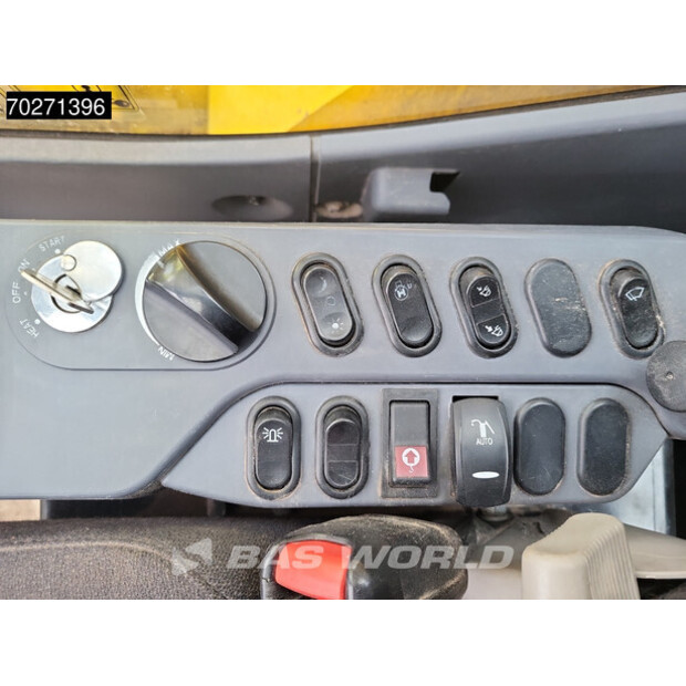 2018 كوماتسو PC700 LC -11-42193748