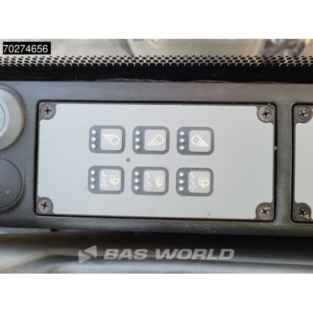 2018 ليبهير R926 LC-42193844
