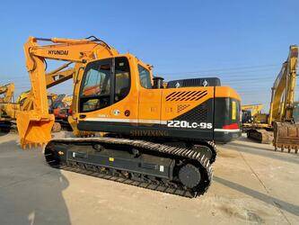 Image for TRACKED EXCAVATORS 2023 Hyundai 220
