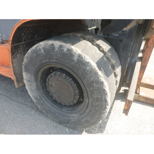 1995 تويوتا 3FD100-42194910