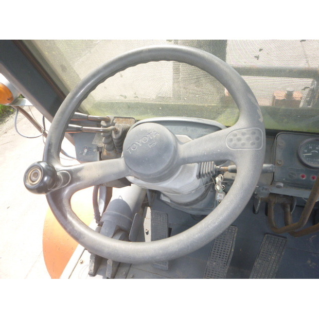 1995 تويوتا 3FD100-42194919