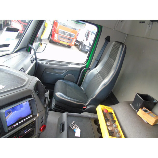 2011 Volvo FMX 420-42195701