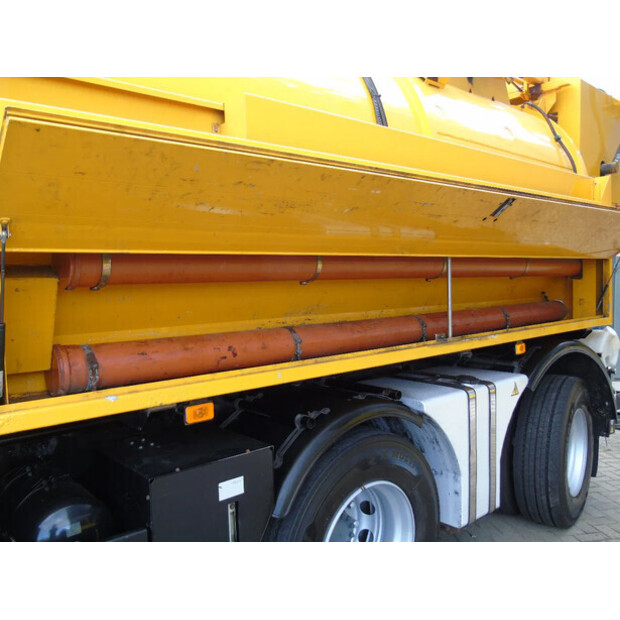 2011 Volvo FMX 420-42195706