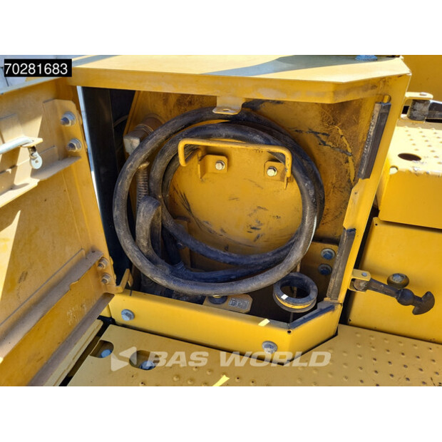 2018 Caterpillar 325FL-42196740