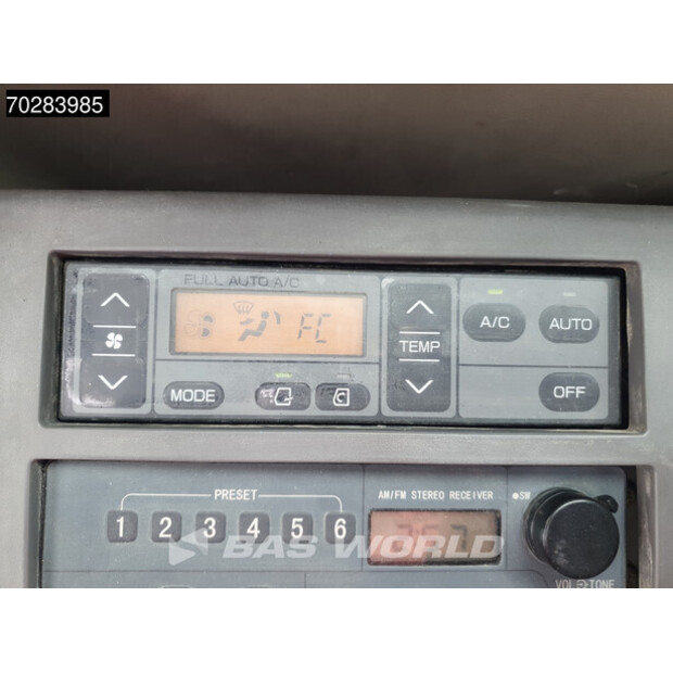 2010 هيتاشى ZX140W-3-42197230