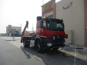Image for TRUCKS 2015 Mercedes-Benz 1832