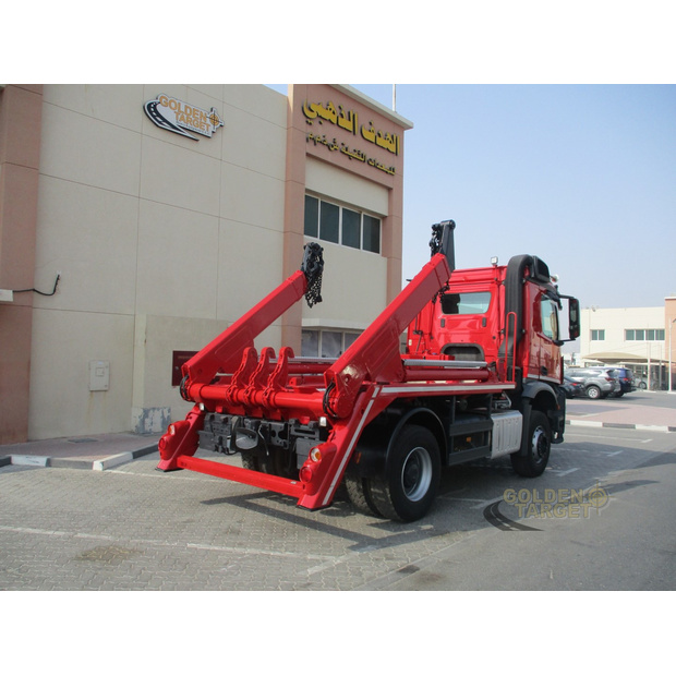 2015 Mercedes-Benz 1832-42197422