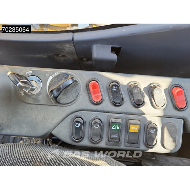 2016 كوماتسو PW148-8-42198050