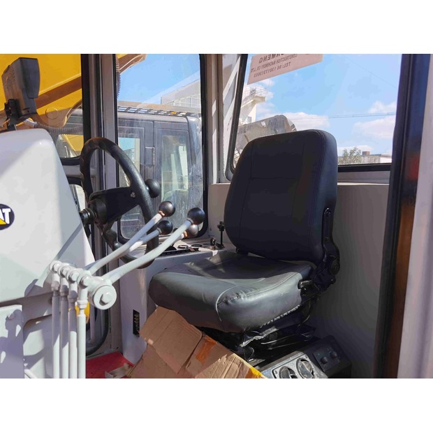 2021 كاتربيلر 140H-42199253