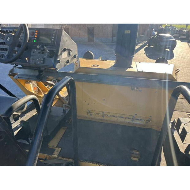 2011 Caterpillar AP655D-42199580