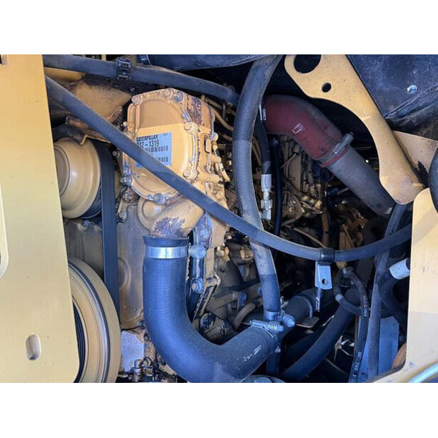 2011 Caterpillar AP655D-42199604