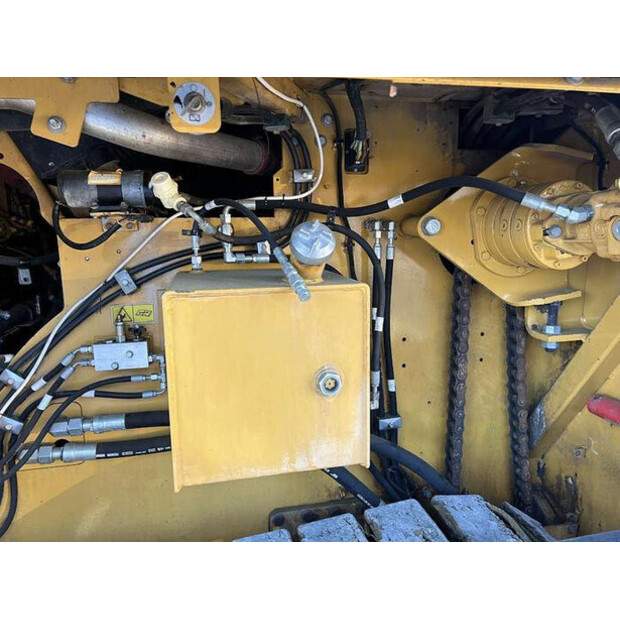 2011 Caterpillar AP655D-42199605