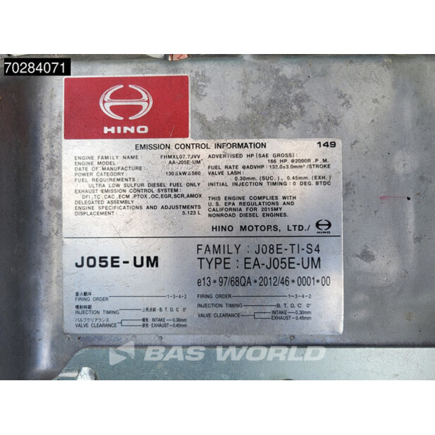 2015 كوبيلكو SK210LC-10-42199913