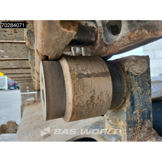 2015 كوبيلكو SK210LC-10-42199918