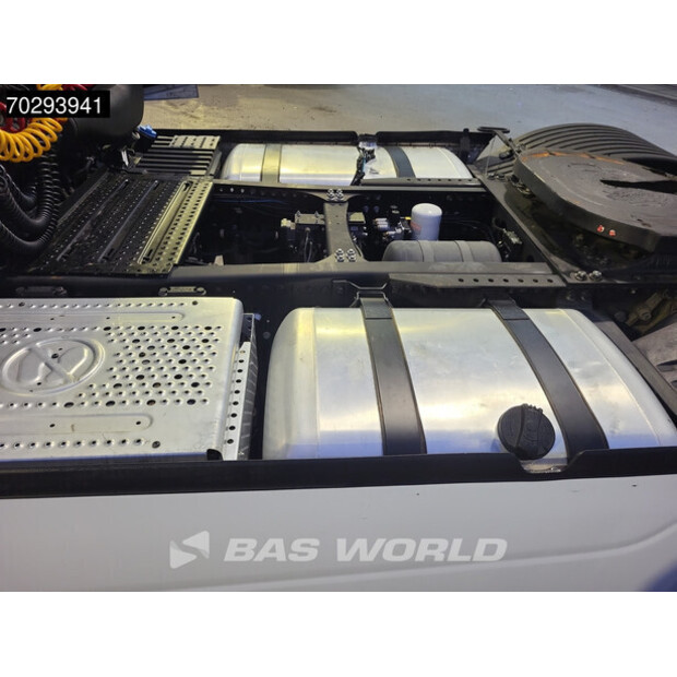 2022 Ford F-Max 500-42200162