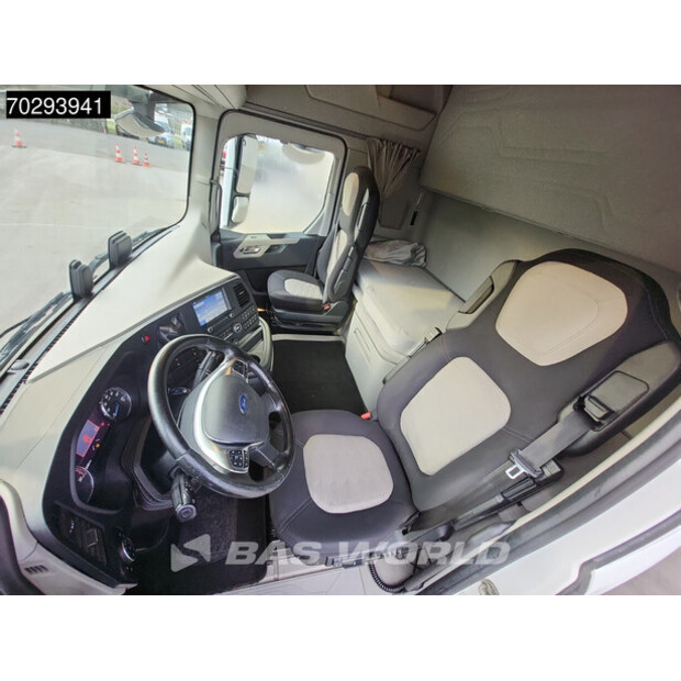 2022 Ford F-Max 500-42200170