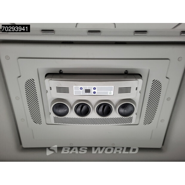 2022 Ford F-Max 500-42200174