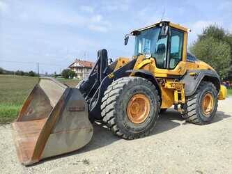 Image for WHEEL LOADERS 2015 Volvo L110H