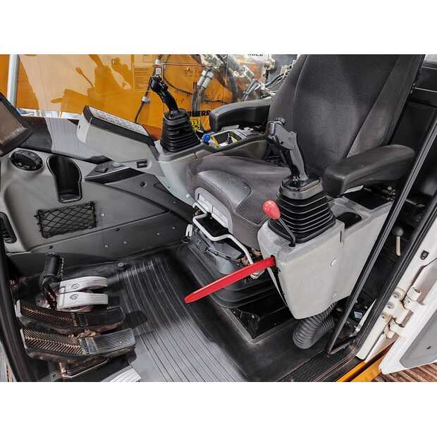 2018 Liebherr R926 LC-42208589