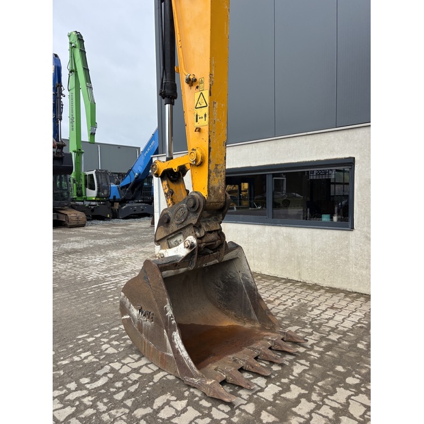 2018 JCB JS160W-42209030
