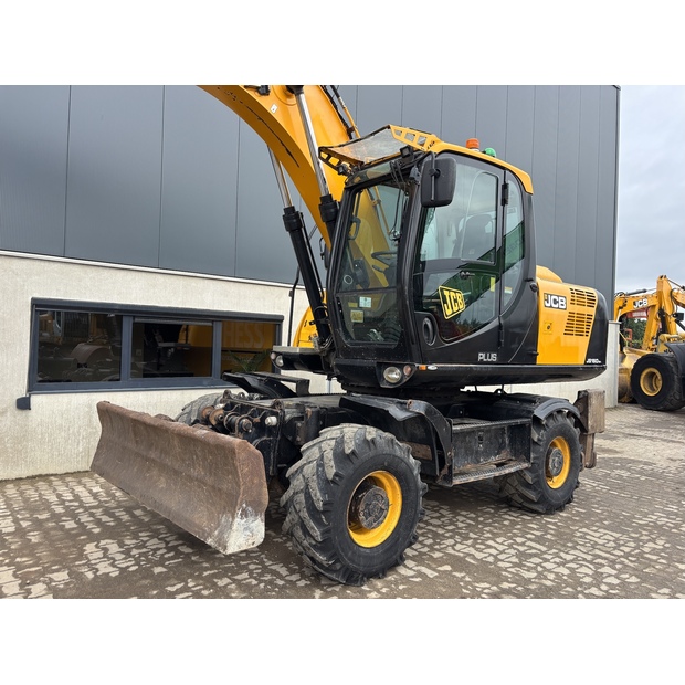 2018 JCB JS160W-42209036