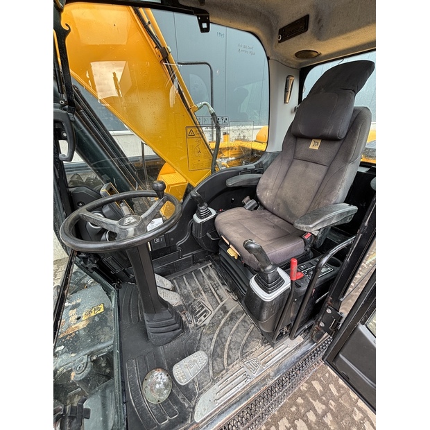 2018 JCB JS160W-42209042