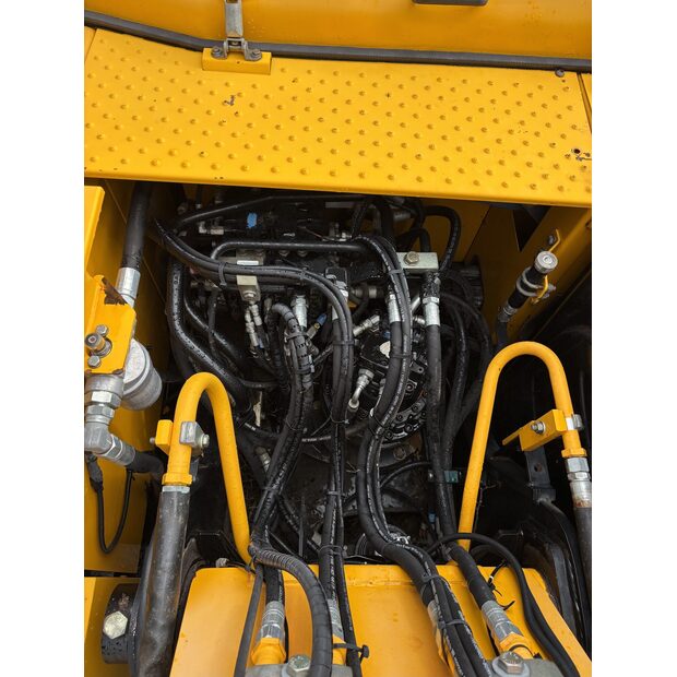 2018 JCB JS160W-42209076