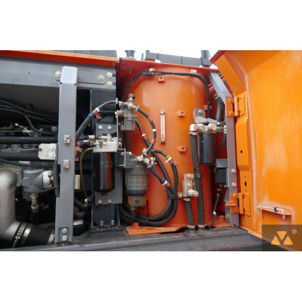 2019 Hitachi ZX300LC-6-42214715