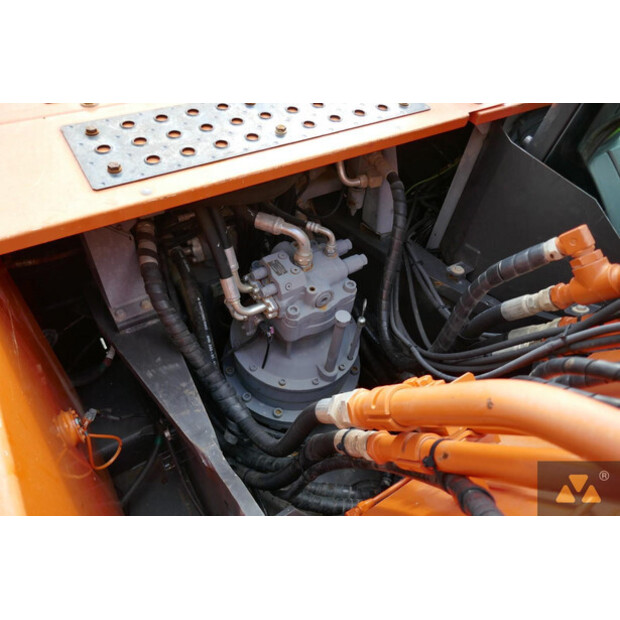 2019 Hitachi ZX300LC-6-42214719