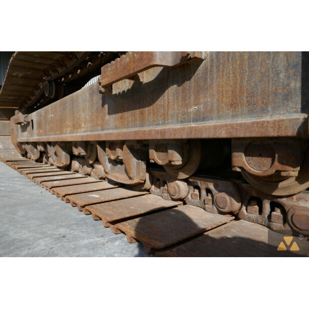 2019 Hitachi ZX300LC-6-42214737