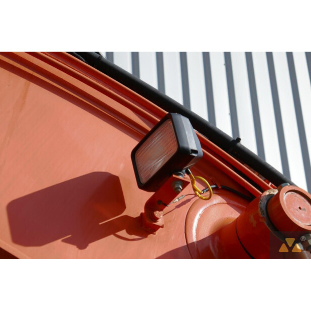 2019 Hitachi ZX300LC-6-42214749